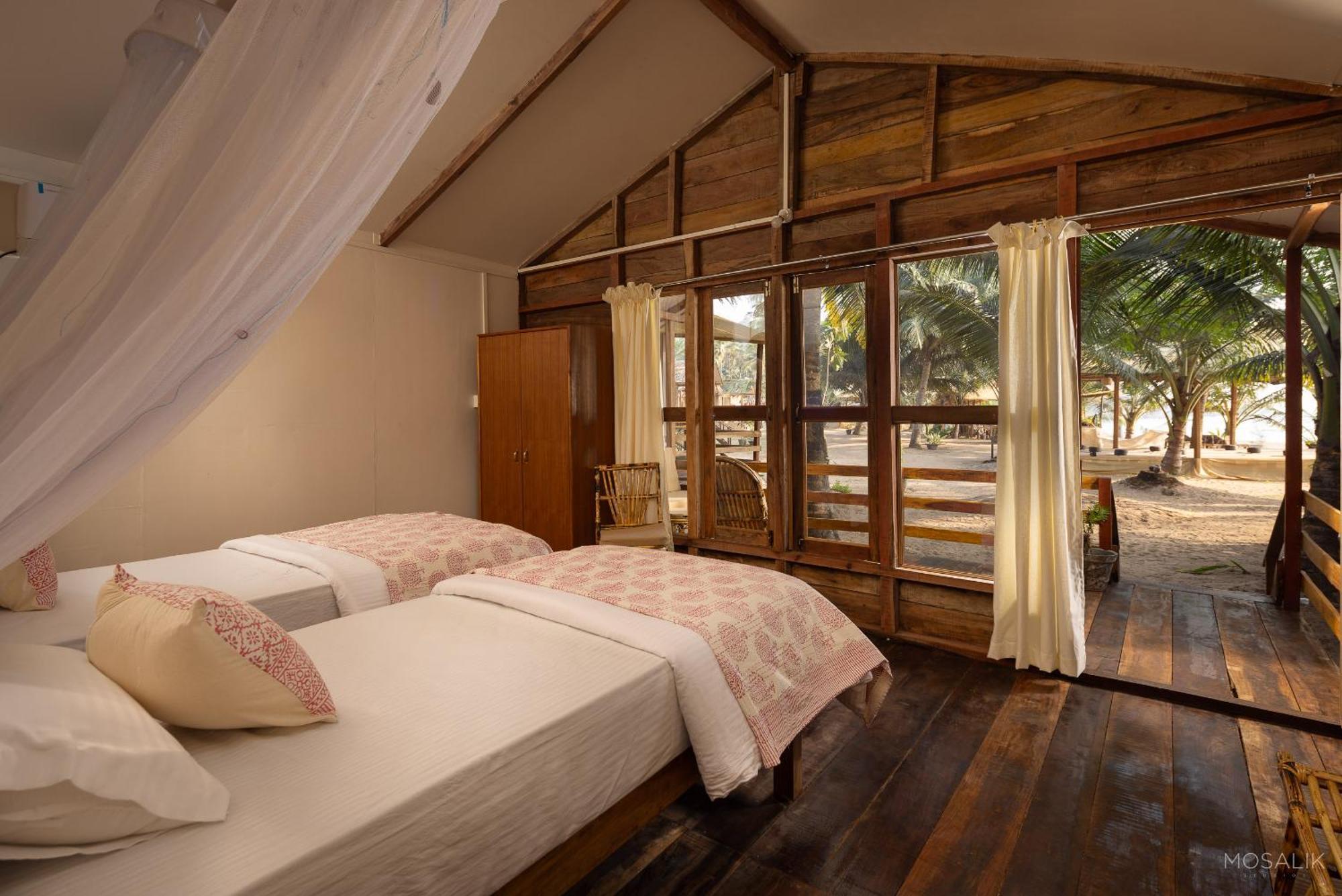 Resort Ravi Yoga Retreat