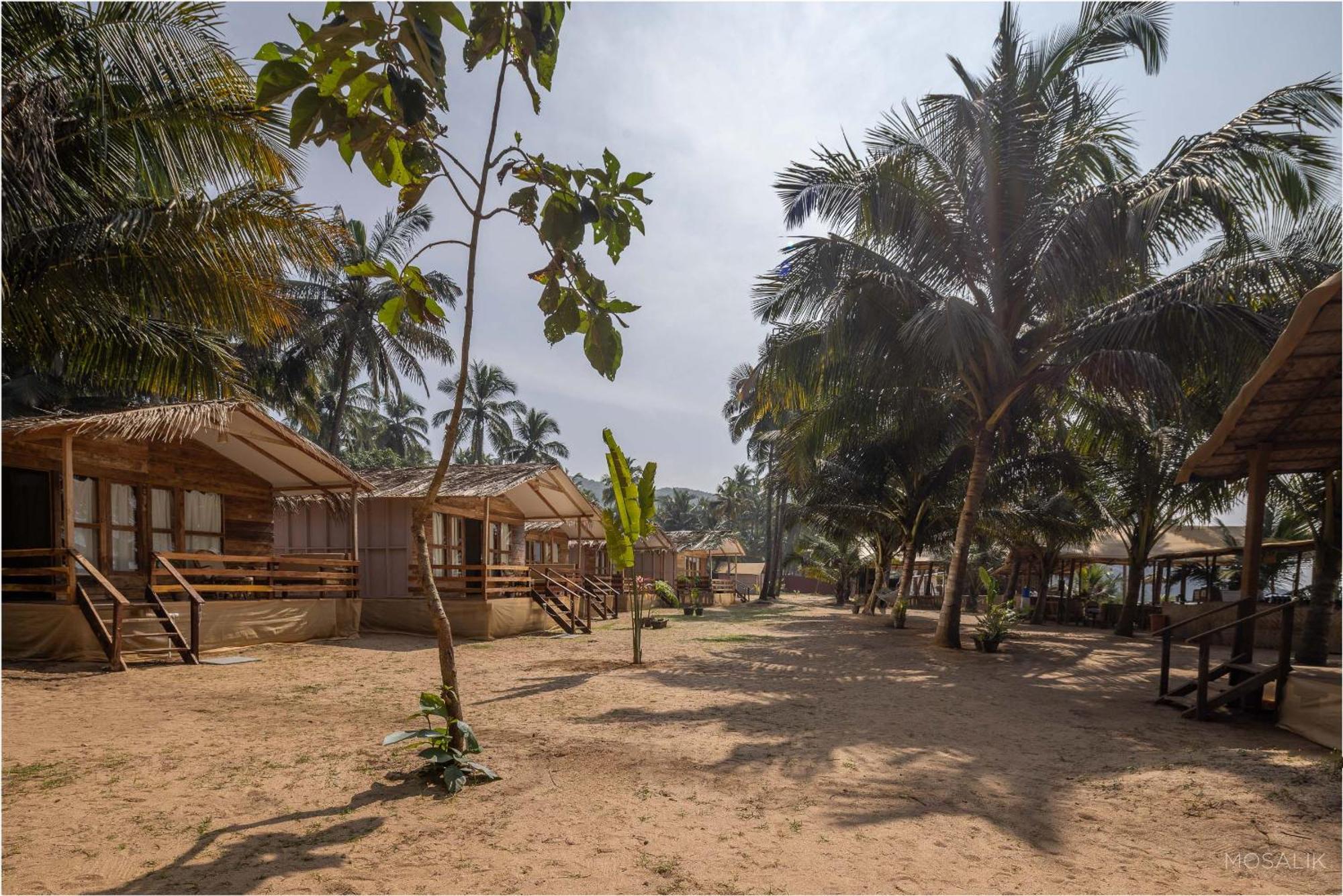 Resort Ravi Yoga Retreat *